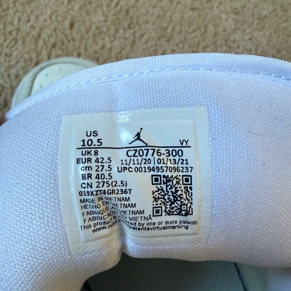 Jordan 1 Low SE. SIZE 10.5 women’s. - Picture 2 of 6